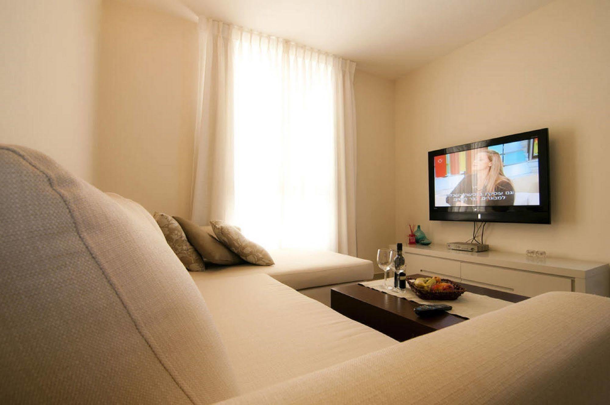 Arazim Complex Appartement Tiberias Buitenkant foto